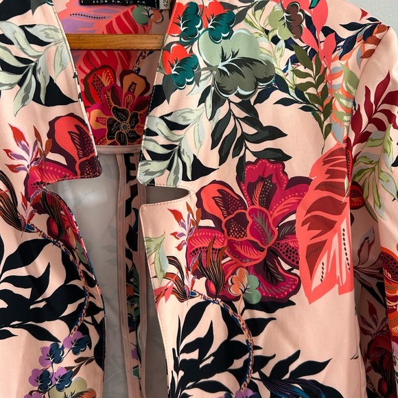 Flower Rain coat Colorful and Fun - Picture 4 of 6